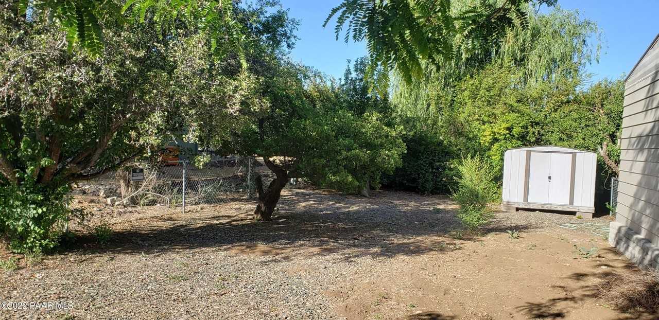 10330 E Manzanita Trl - Photo 7 of 45