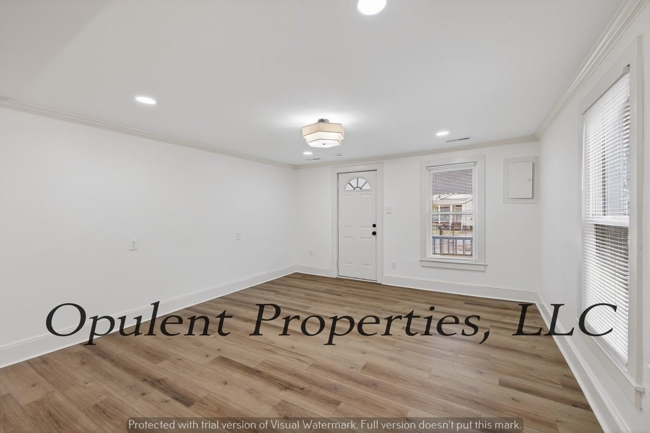 1216 Stevens Ave Ne #1 - Photo 2 of 16