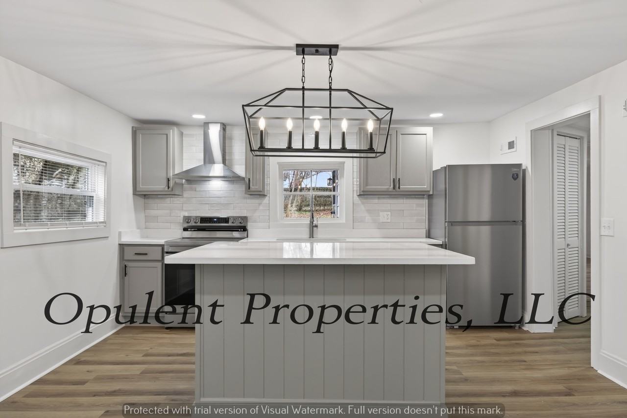 1216 Stevens Ave Ne #1 - Photo 5 of 16