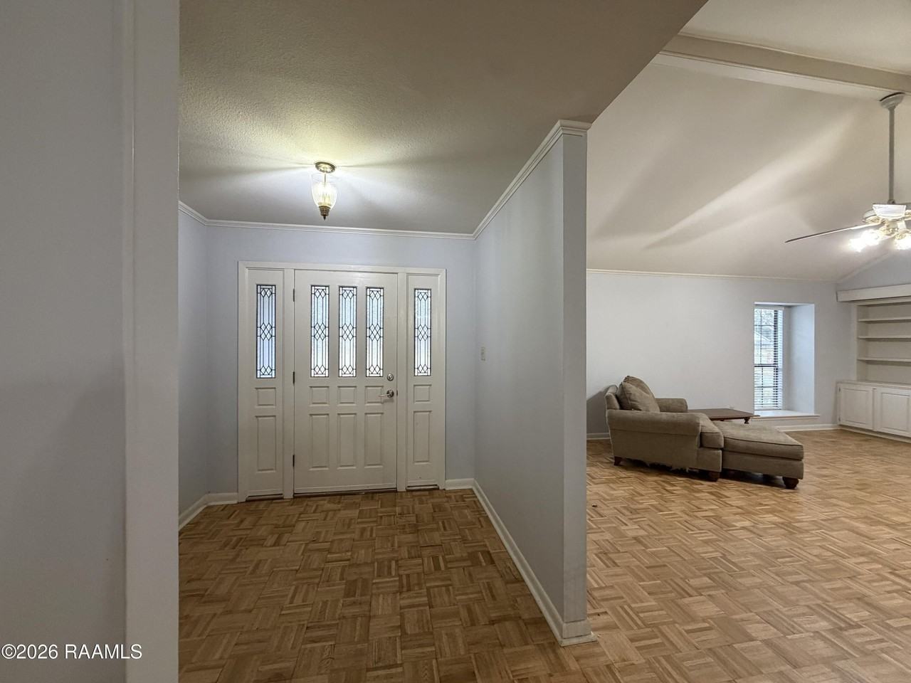 1103 E Bayou Pkwy - Photo 5 of 20