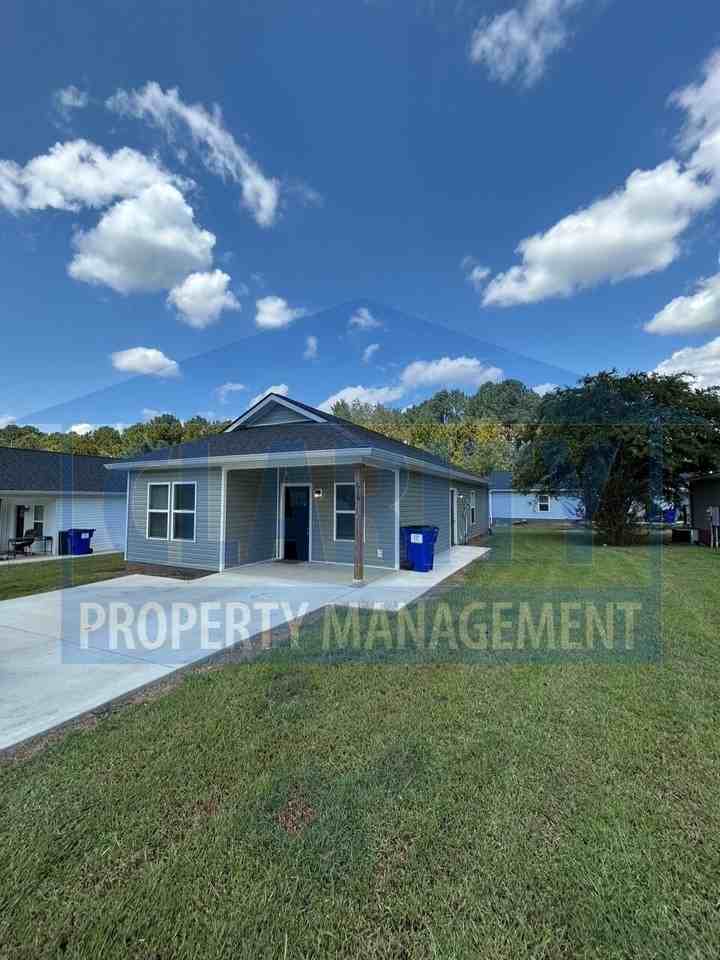 619 Linda Dr Se - Photo 3 of 20