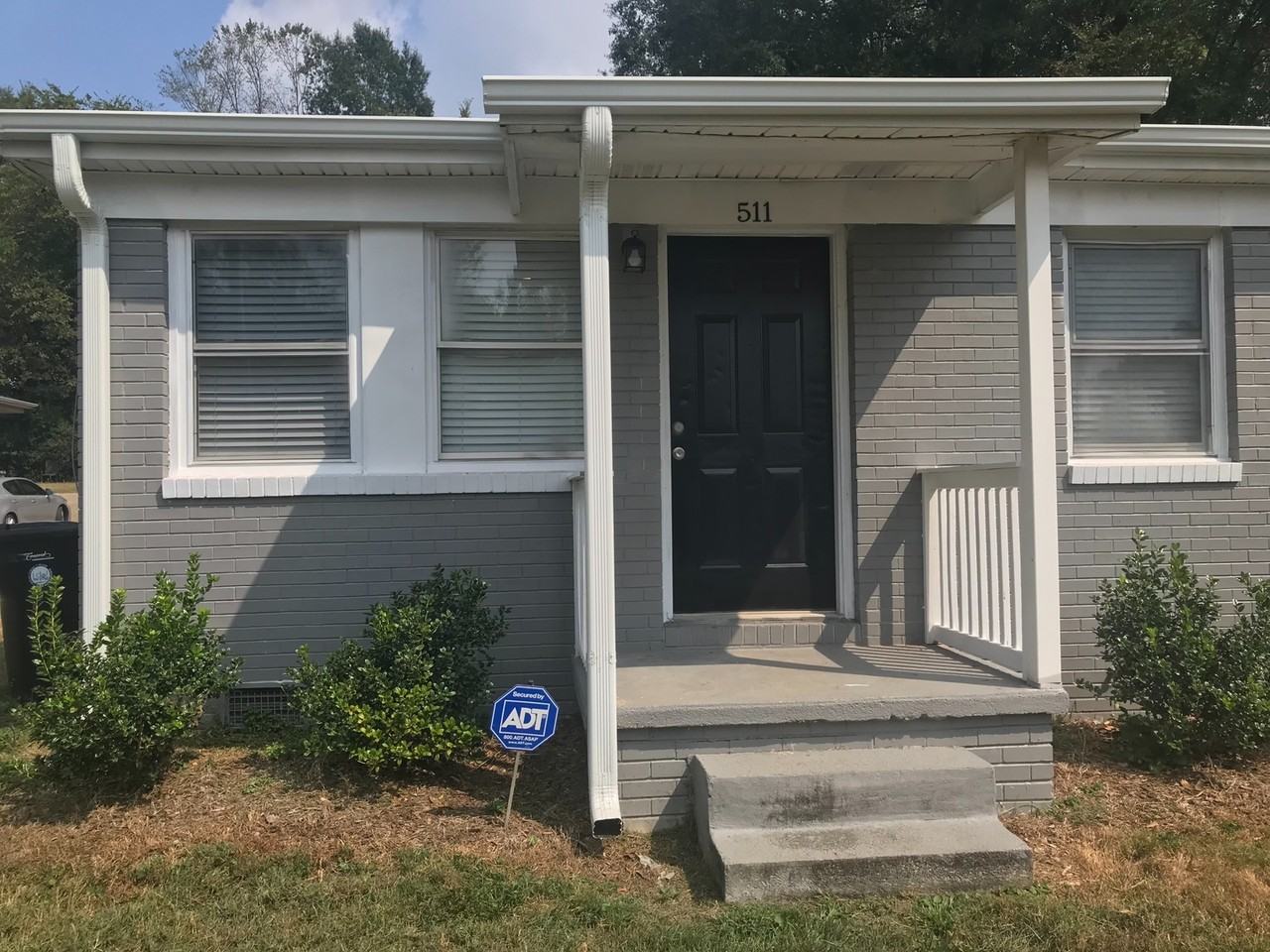 511 Spring St Sw - Photo 2 of 11