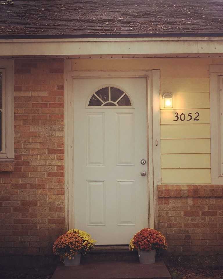 3052 Effie St - Photo 2 of 8