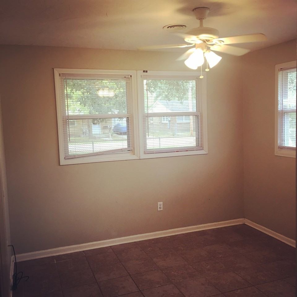 3052 Effie St - Photo 5 of 8