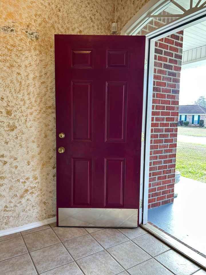 8202 Woodstone Dr - Photo 2 of 17