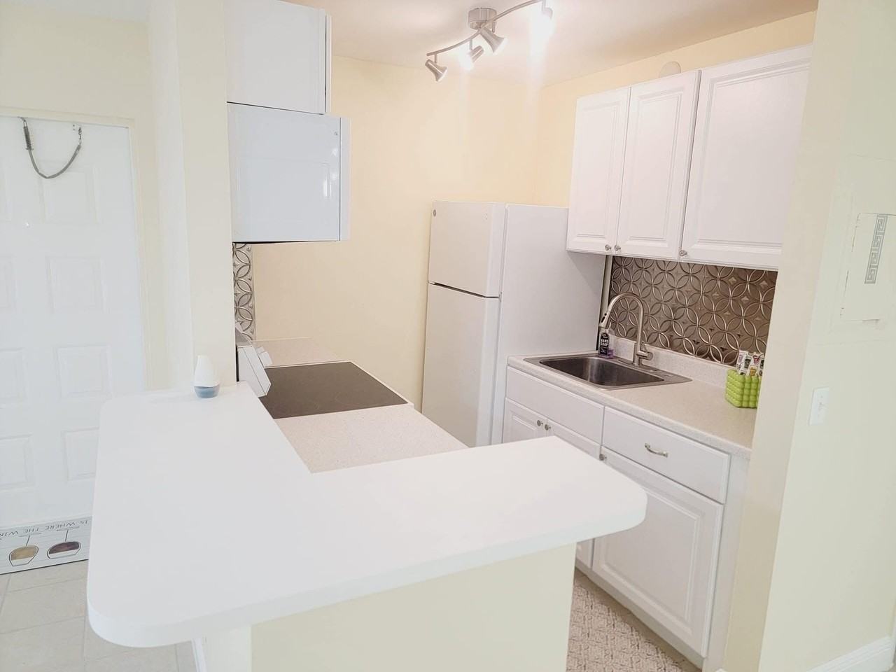 2 Crossings Cir B Circle #B - Photo 5 of 12