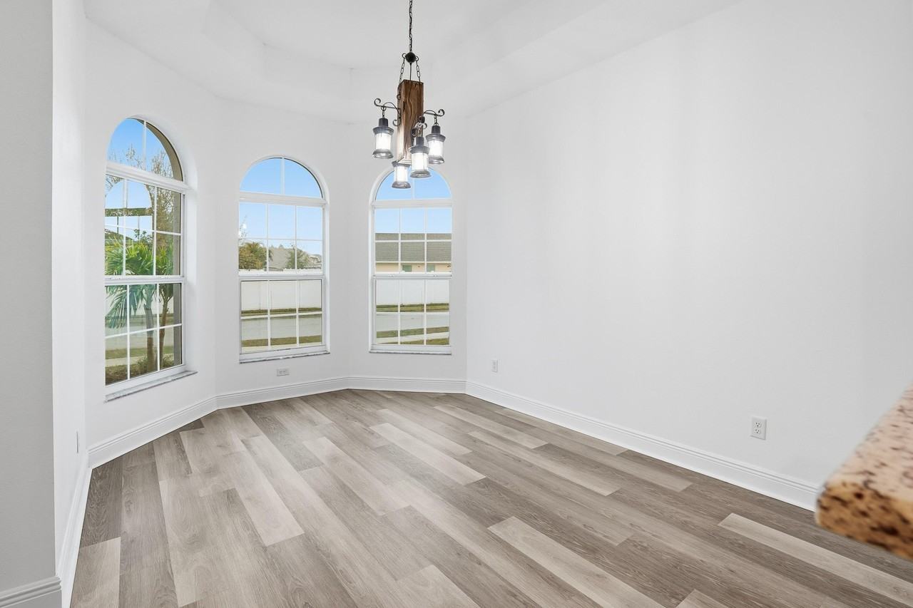 425 Seafoam Cir - Photo 7 of 27