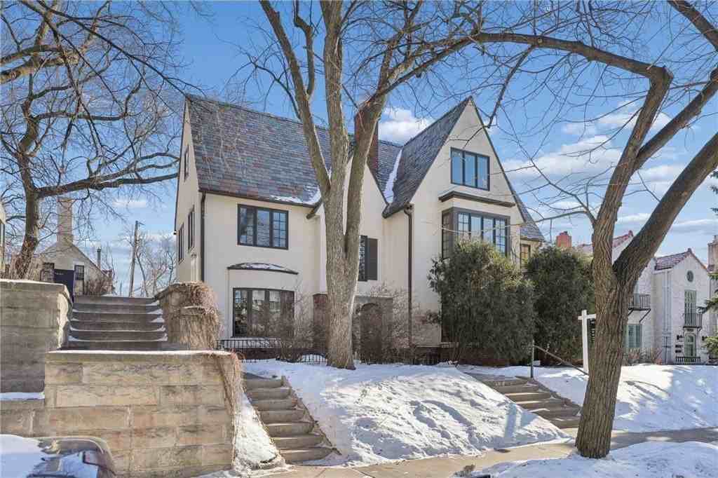 1721 Humboldt Ave S #2-3 - Photo 2 of 39