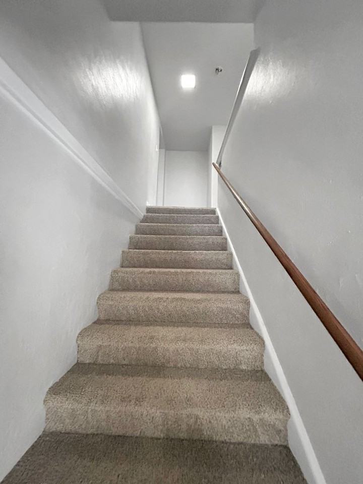 62 Noblestown Rd - Photo 4 of 50