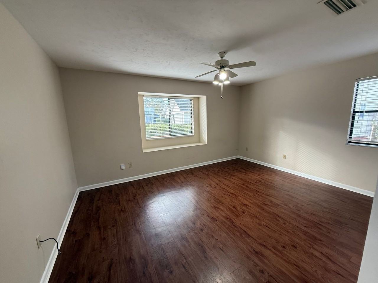 2260 Nw 41st Pl - Photo 3 of 25