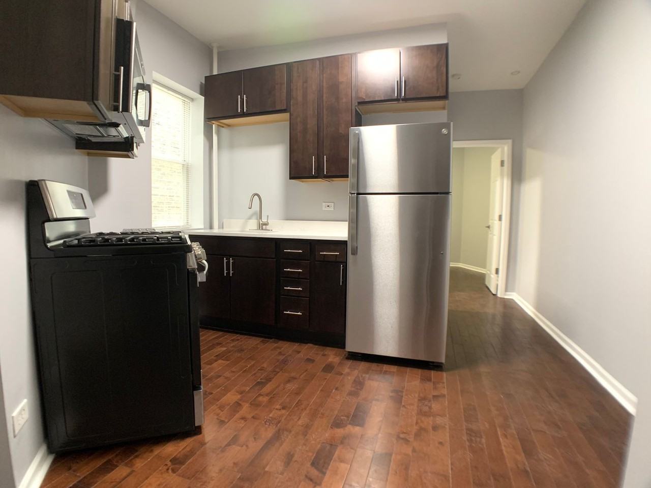 2316 N California Ave #7B - Photo 3 of 10