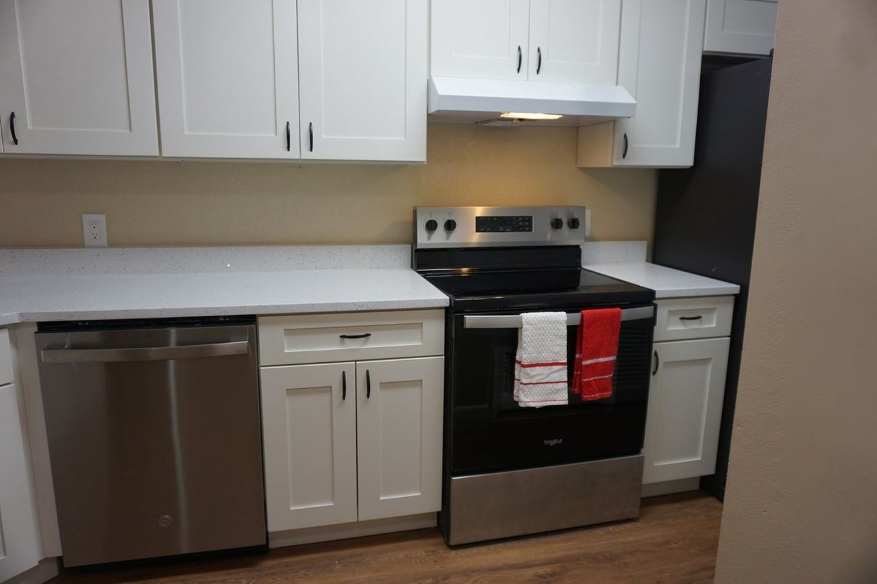 4266 Windergate Dr - Photo 4 of 16