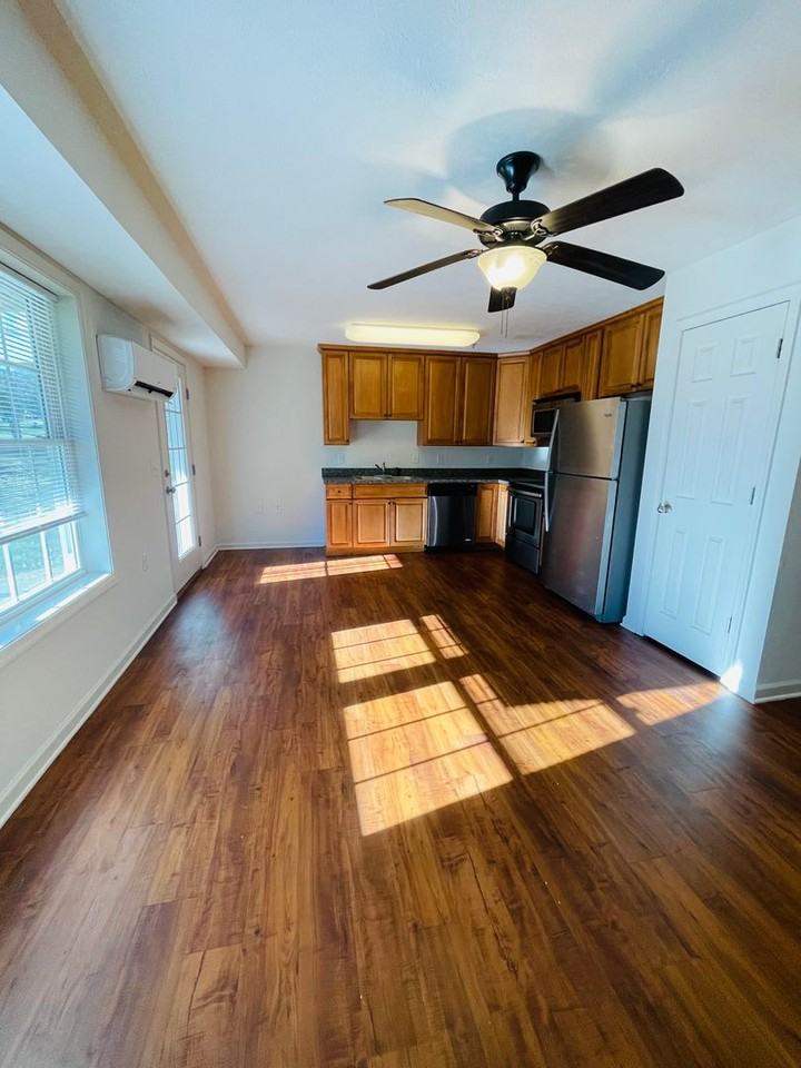 1400 Katie Grove Way #1 - Photo 4 of 9