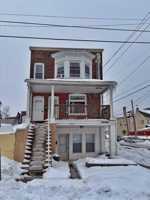 featured image of 1002 S 6th St