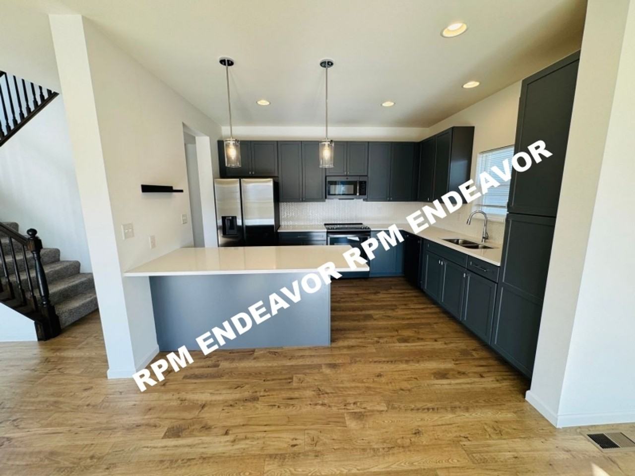 199 Crestfield Ct - Photo 6 of 17