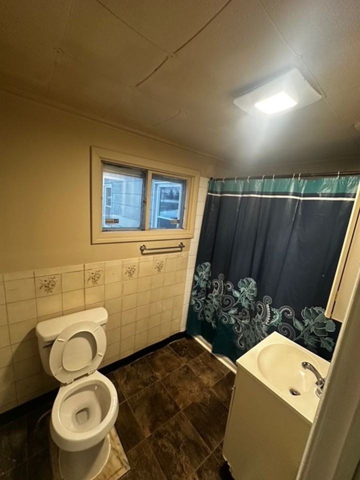 80 Rand St - Photo 7 of 15