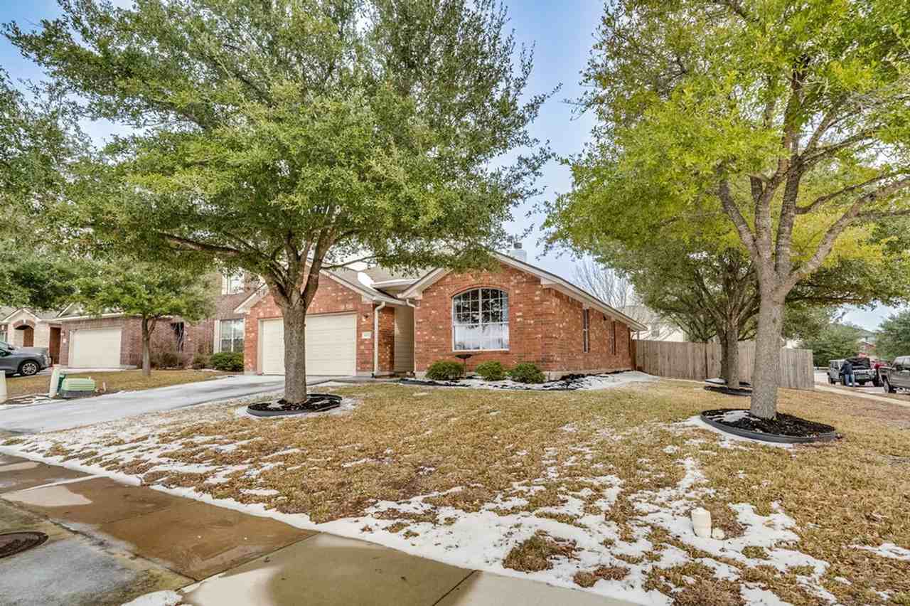 4332 Hidden Park Dr - Photo 2 of 20