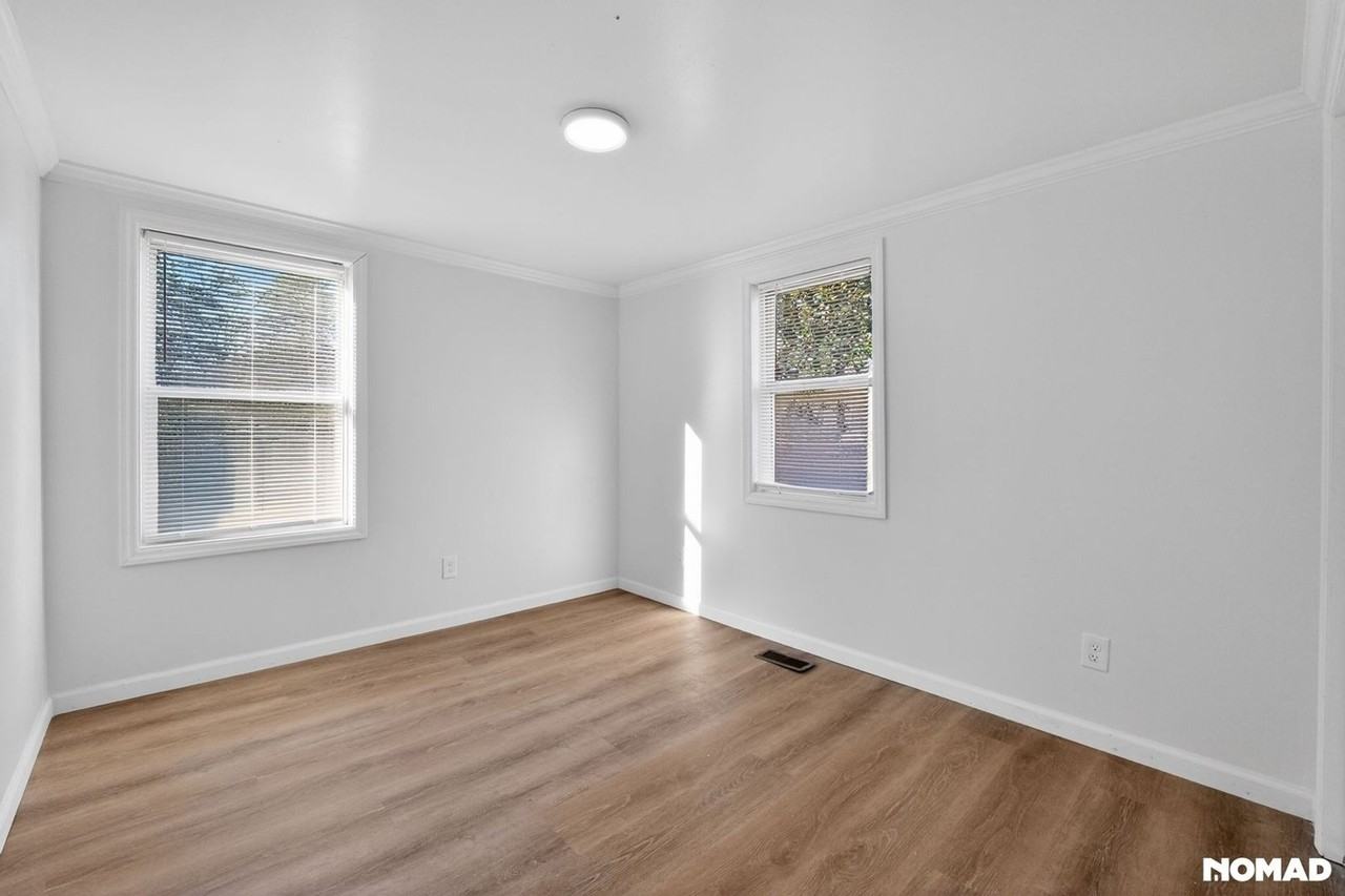 129 Williams Rd - Photo 6 of 50