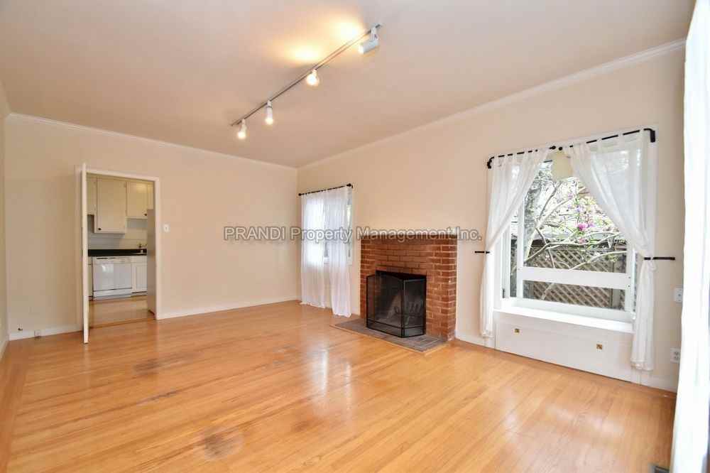 34 Maple Ave - Photo 2 of 14