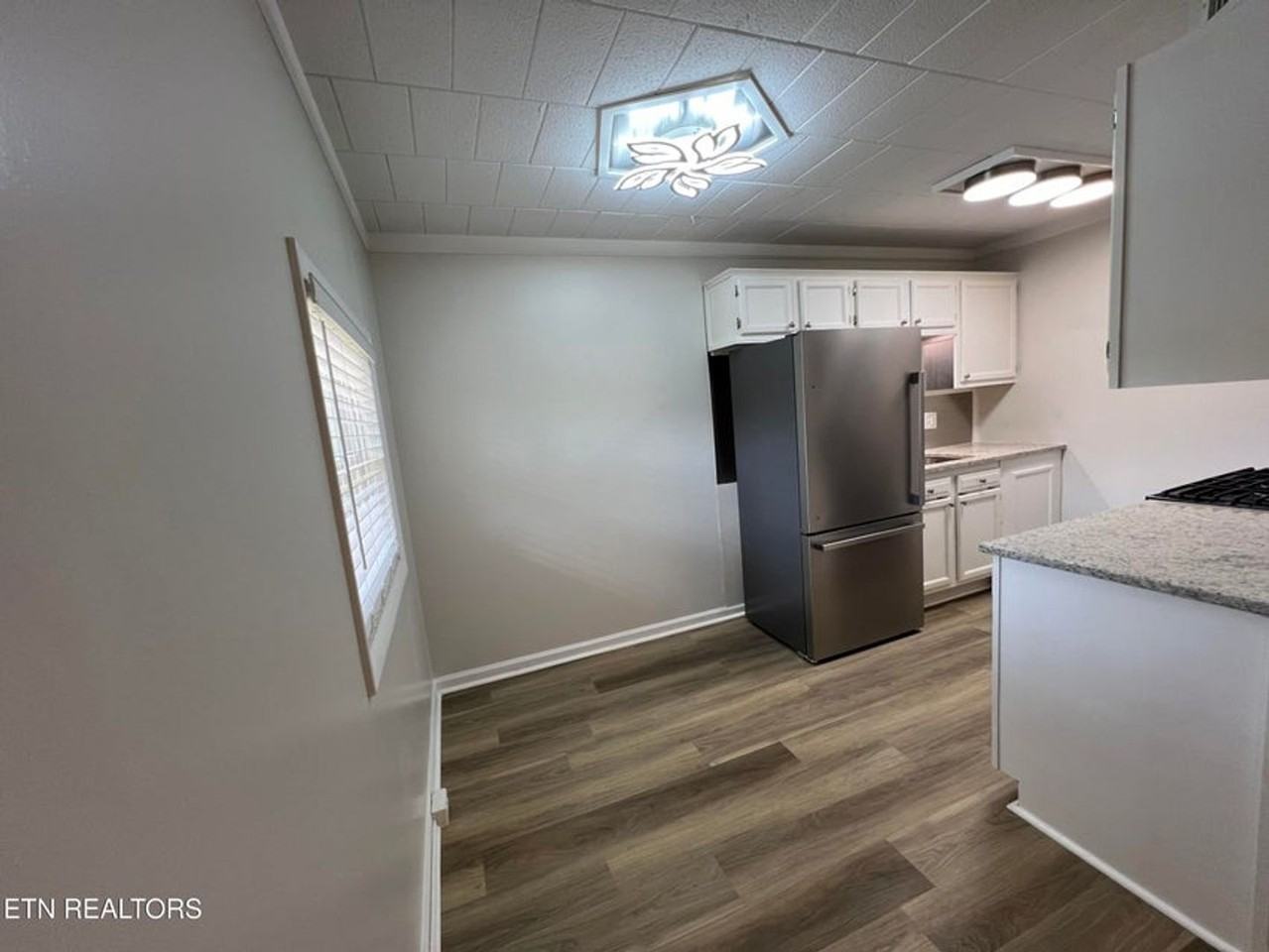 614 Agnes Rd #3 - Photo 3 of 19