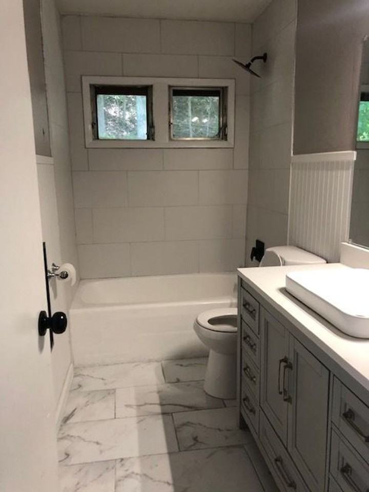 243 W High St - Photo 3 of 13