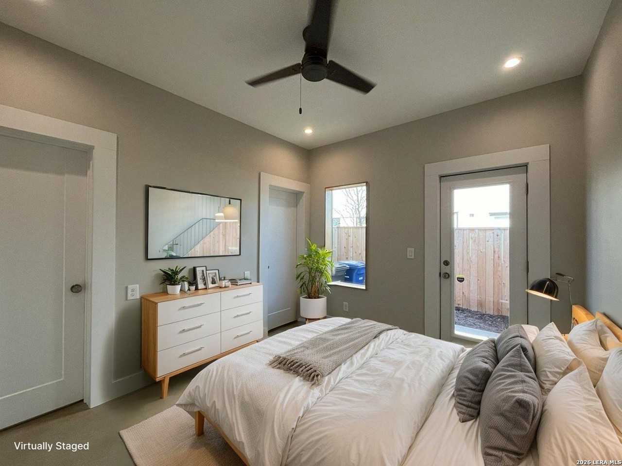 1107 S Cherry St - Photo 5 of 40