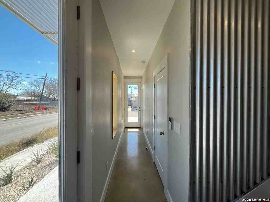 1107 S Cherry St - Photo 7 of 40