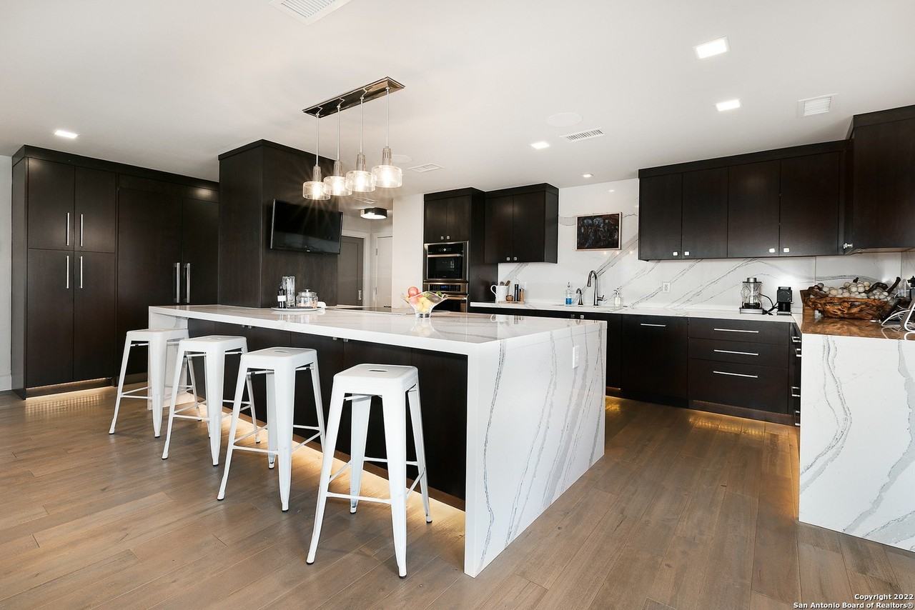 700 E Hildebrand Ave #1301 - Photo 6 of 50