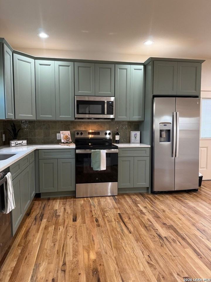 219 Carle Ave - Photo 6 of 19