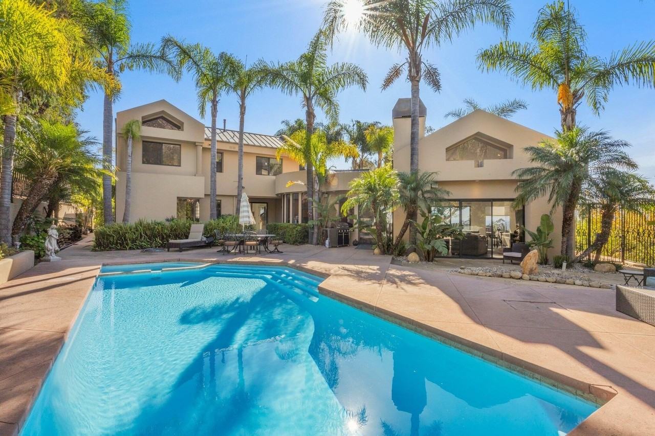 2891 Hidden Valley Ln - Photo 2 of 43