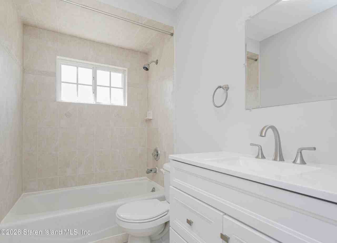 15 Mann Ave #M - Photo 7 of 11