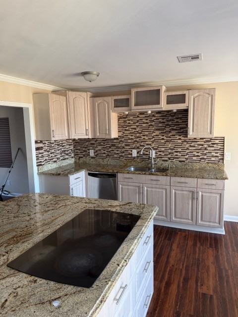 2000 Greens Blvd #29 - Photo 2 of 9