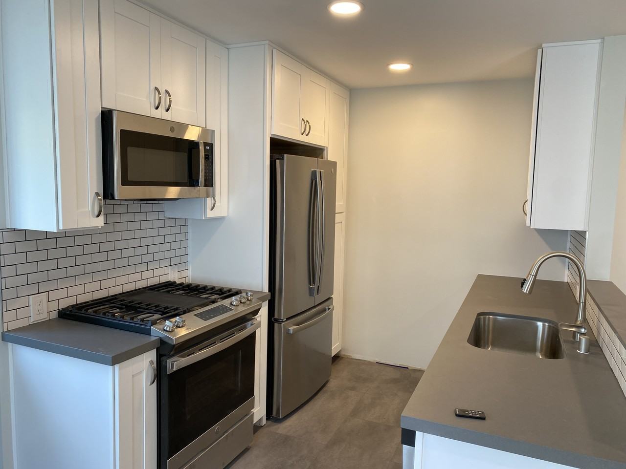 Columbia St #1 - Photo 2 of 19