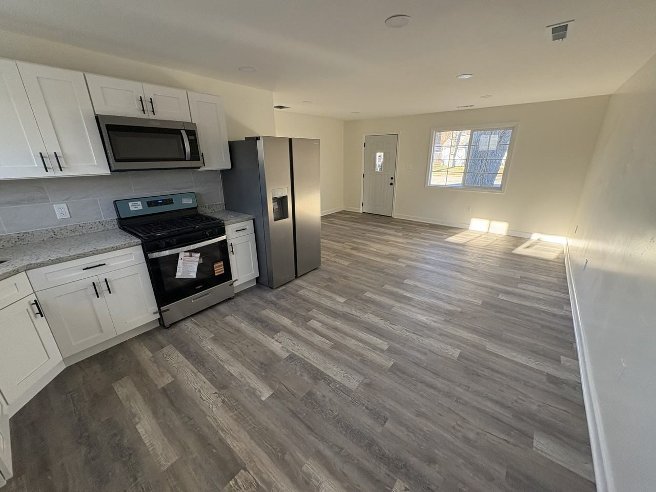 1849 Central Dr #NA - Photo 2 of 7