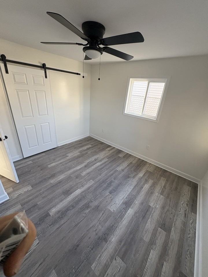 1849 Central Dr #NA - Photo 4 of 7