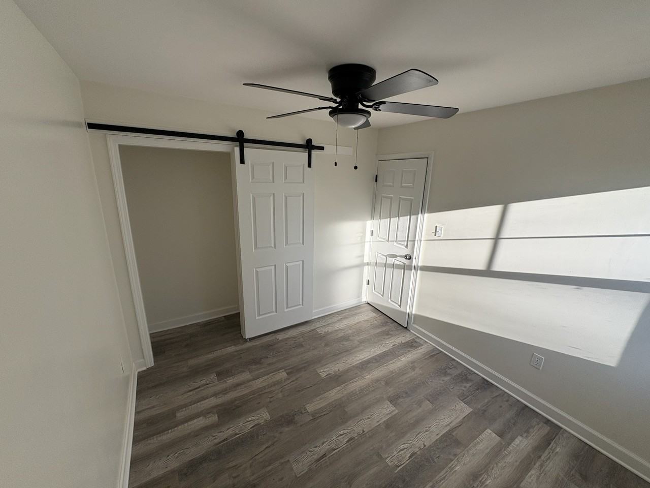 1849 Central Dr #NA - Photo 5 of 7