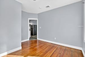 featured image of 14 Belden St #1