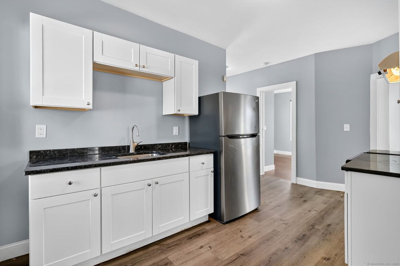 14 Belden St #1 - Photo 3 of 15