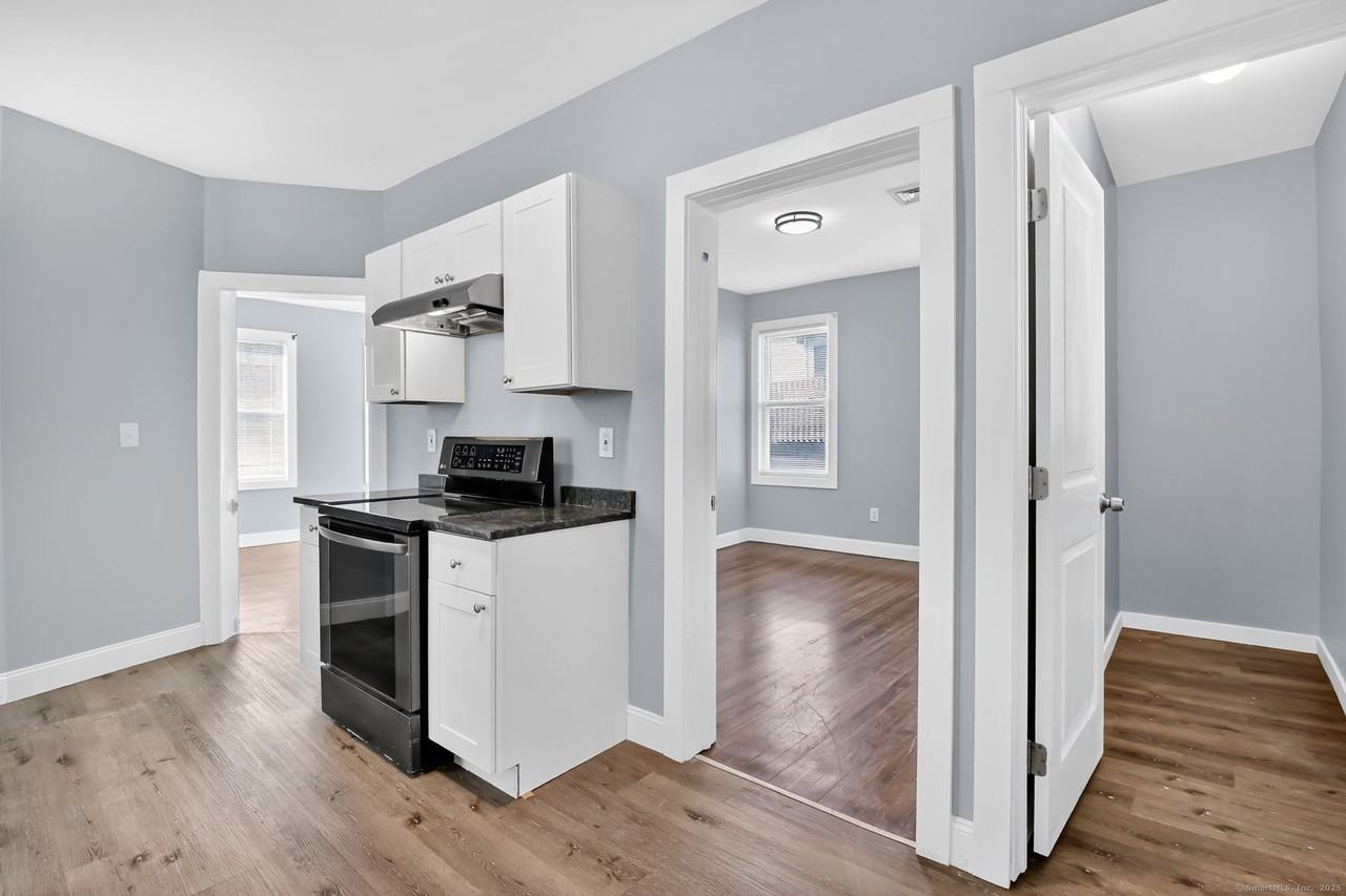 14 Belden St #1 - Photo 4 of 15