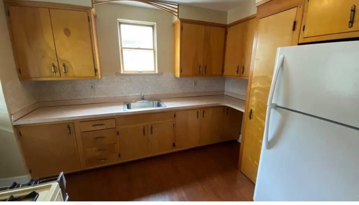 517 Somerset St #5 - Photo 3 of 6