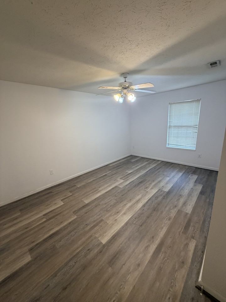 4761 Kelvington Dr #NA - Photo 2 of 16