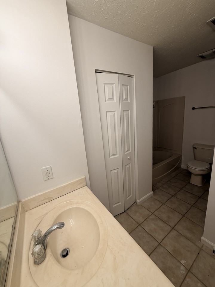 4761 Kelvington Dr #NA - Photo 7 of 16