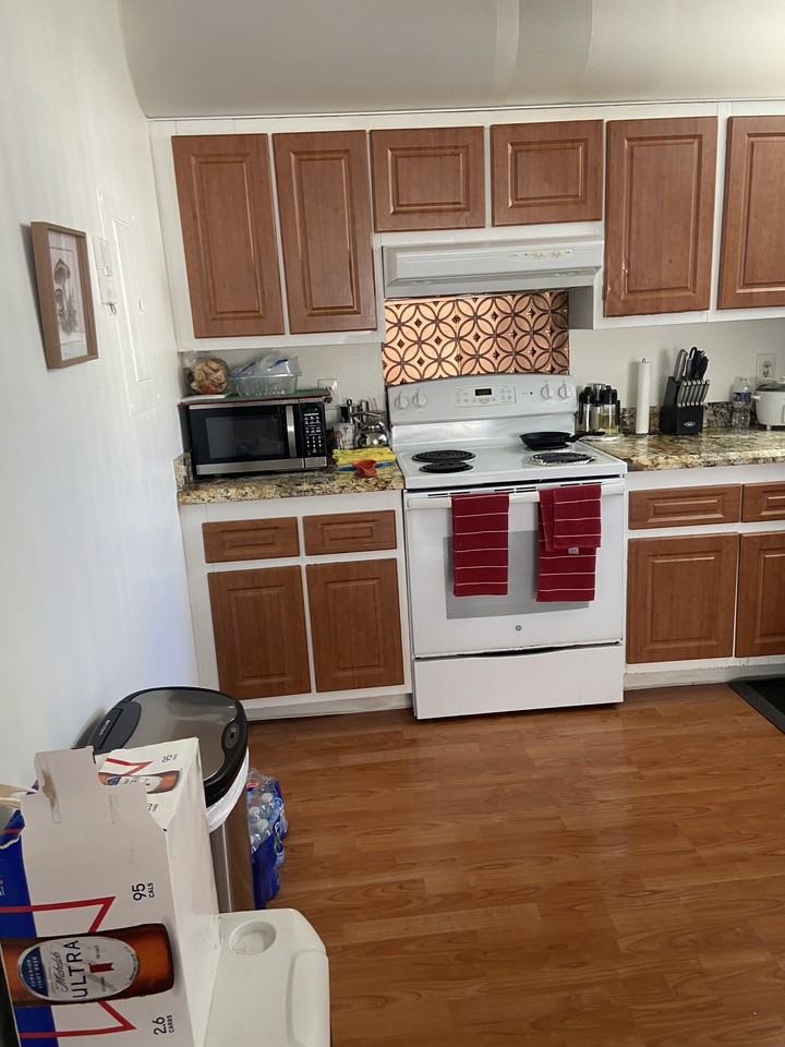 9641 Riverside Dr #F1 - Photo 2 of 27