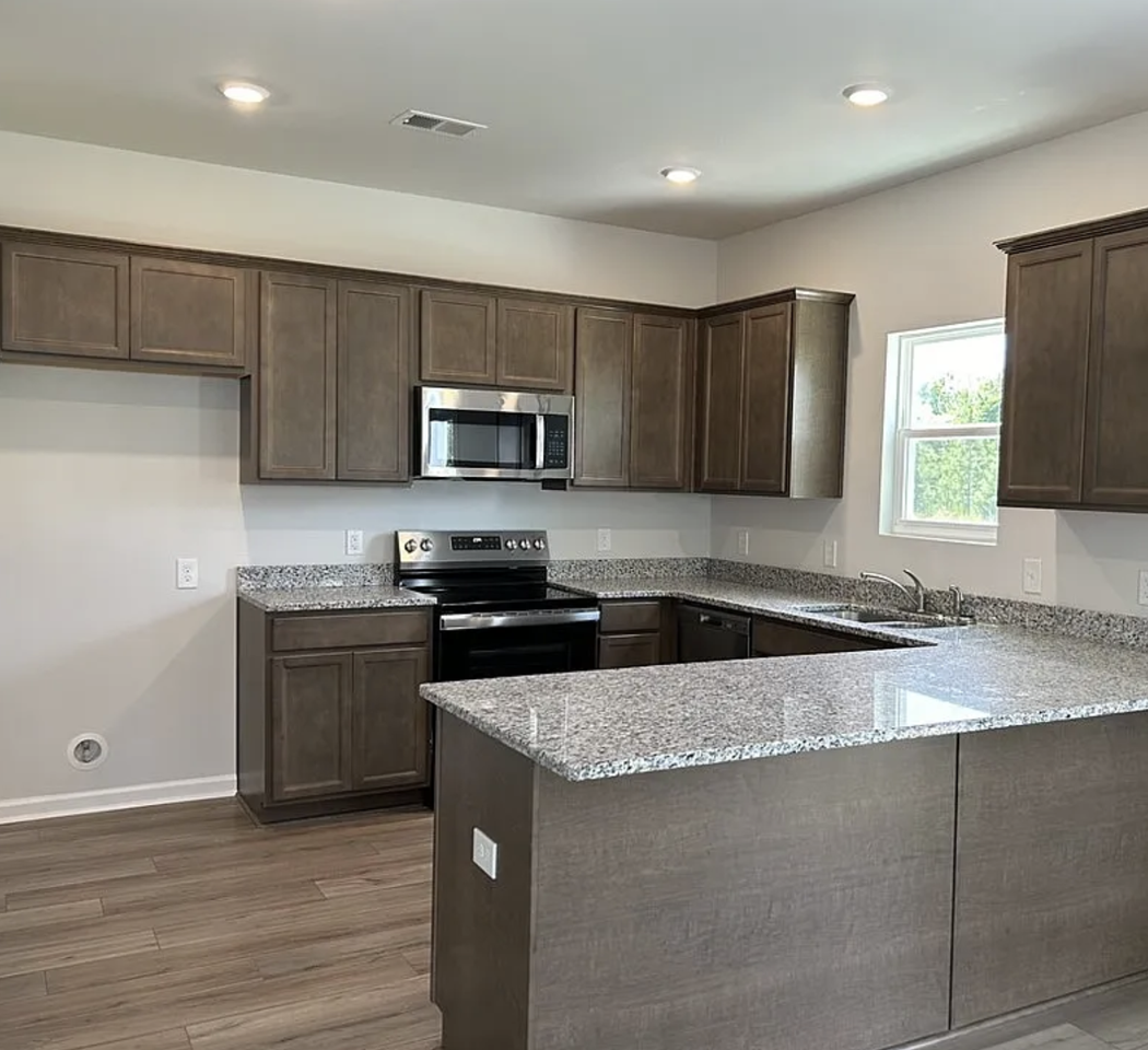 131 Freesia Dr #NA - Photo 4 of 10