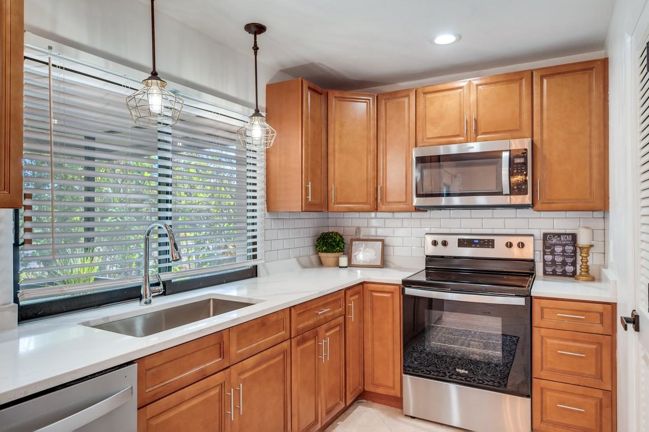 1759 Azalea Ln #NA - Photo 3 of 15