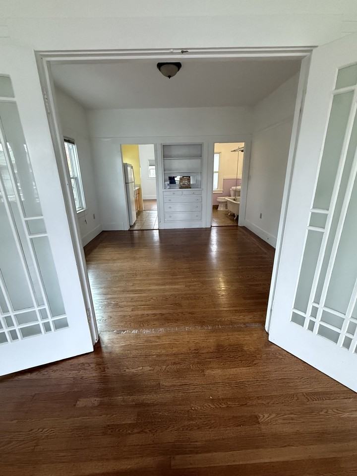 478 62nd St #A - Photo 3 of 8