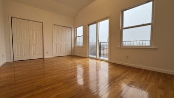 featured image of 192 Randolph Ave #2