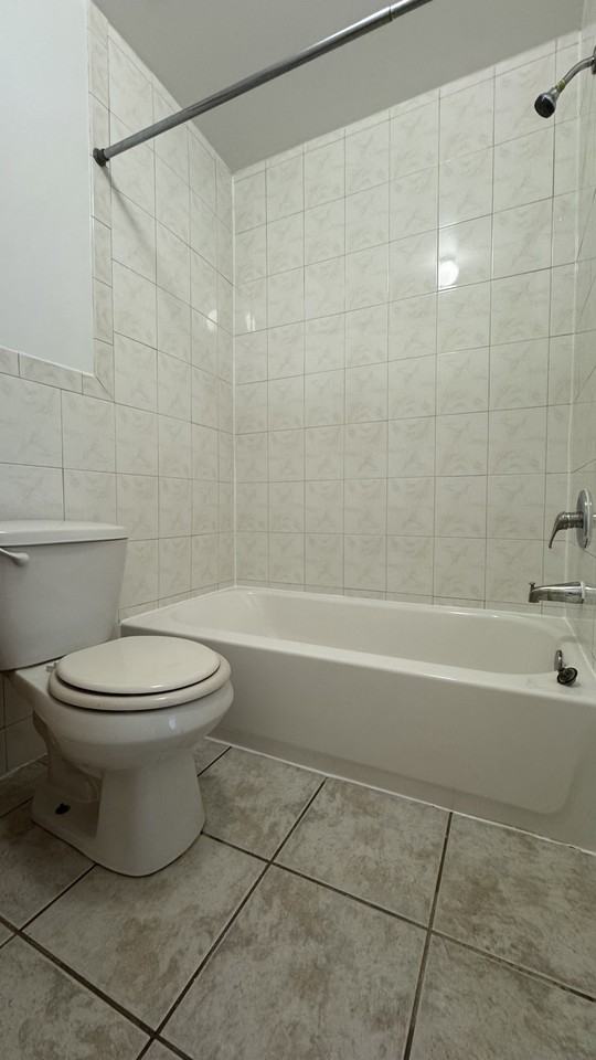 192 Randolph Ave #2 - Photo 4 of 21