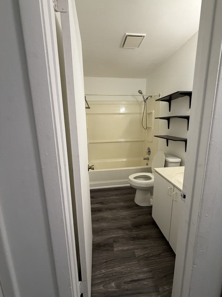 1801 Caralee Blvd #3 - Photo 4 of 11