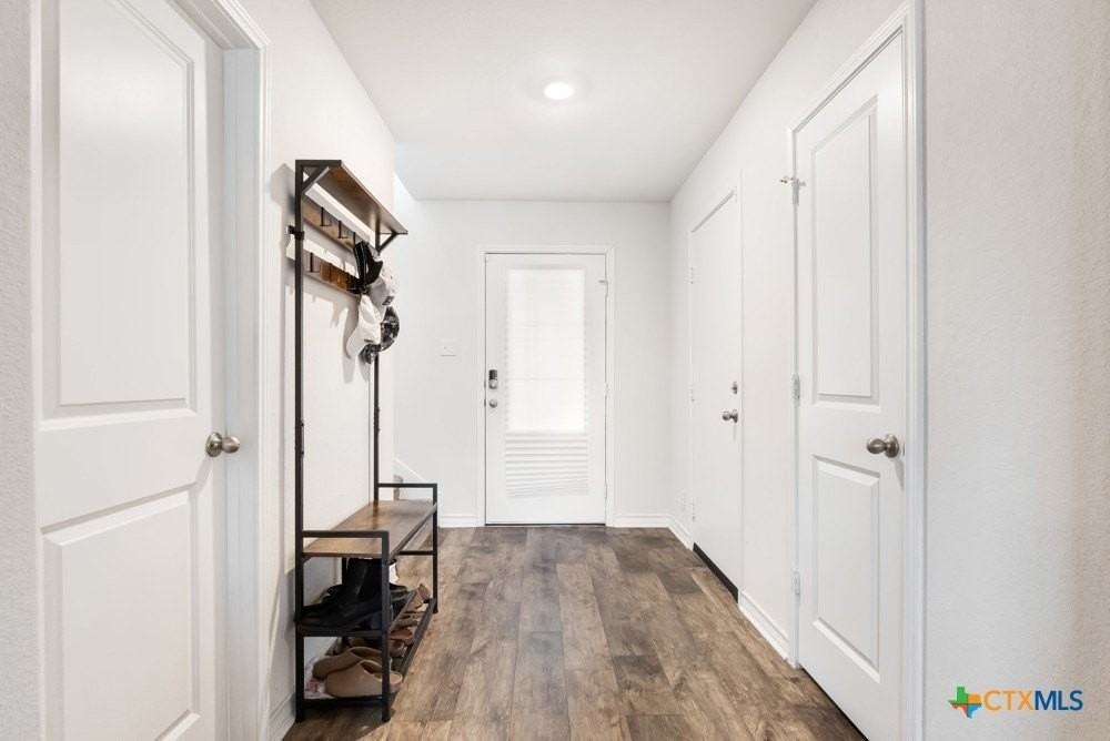 12207 Beryl Knl - Photo 5 of 29